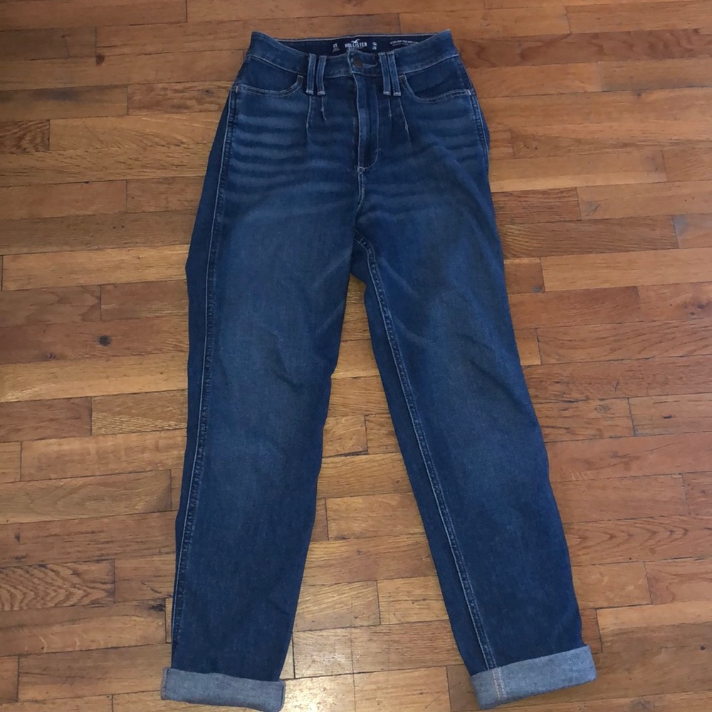 Hollister Mom Jeans